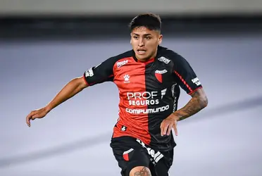 Martín Sendoa, el agente del crack de Colón, asegura que hay un fuerte interés desde el Viejo Continente.