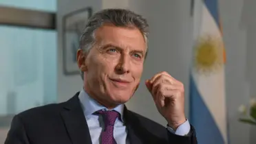 Mauricio Macri en el centro de la escena Xeneize.