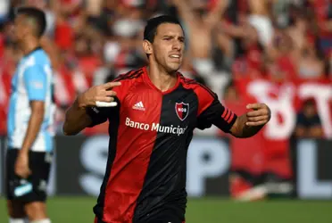Maxi Rodríguez anunció su retiro del futbol profesional entre lágrimas.
