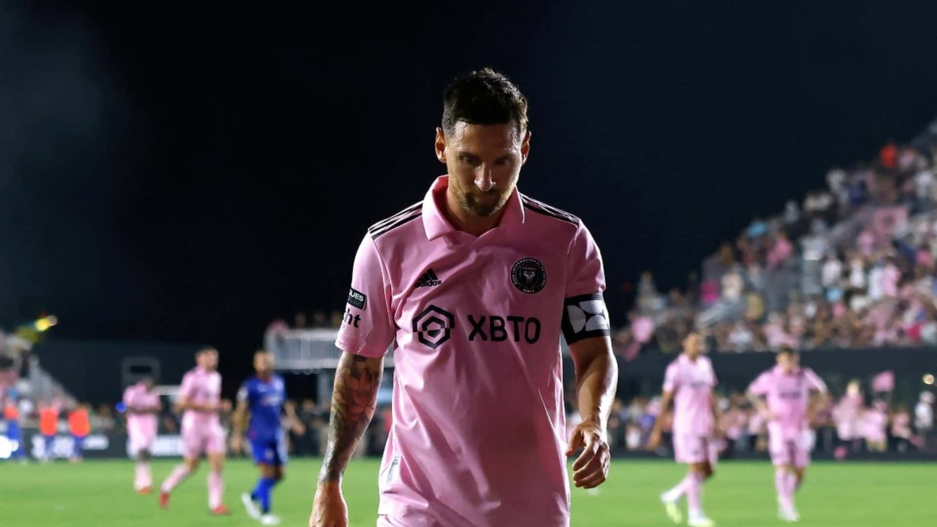 Messi no empezaría en la fecha pactada
