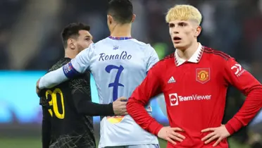 Messi y Cristiano juntos, a su lado Garnacho.