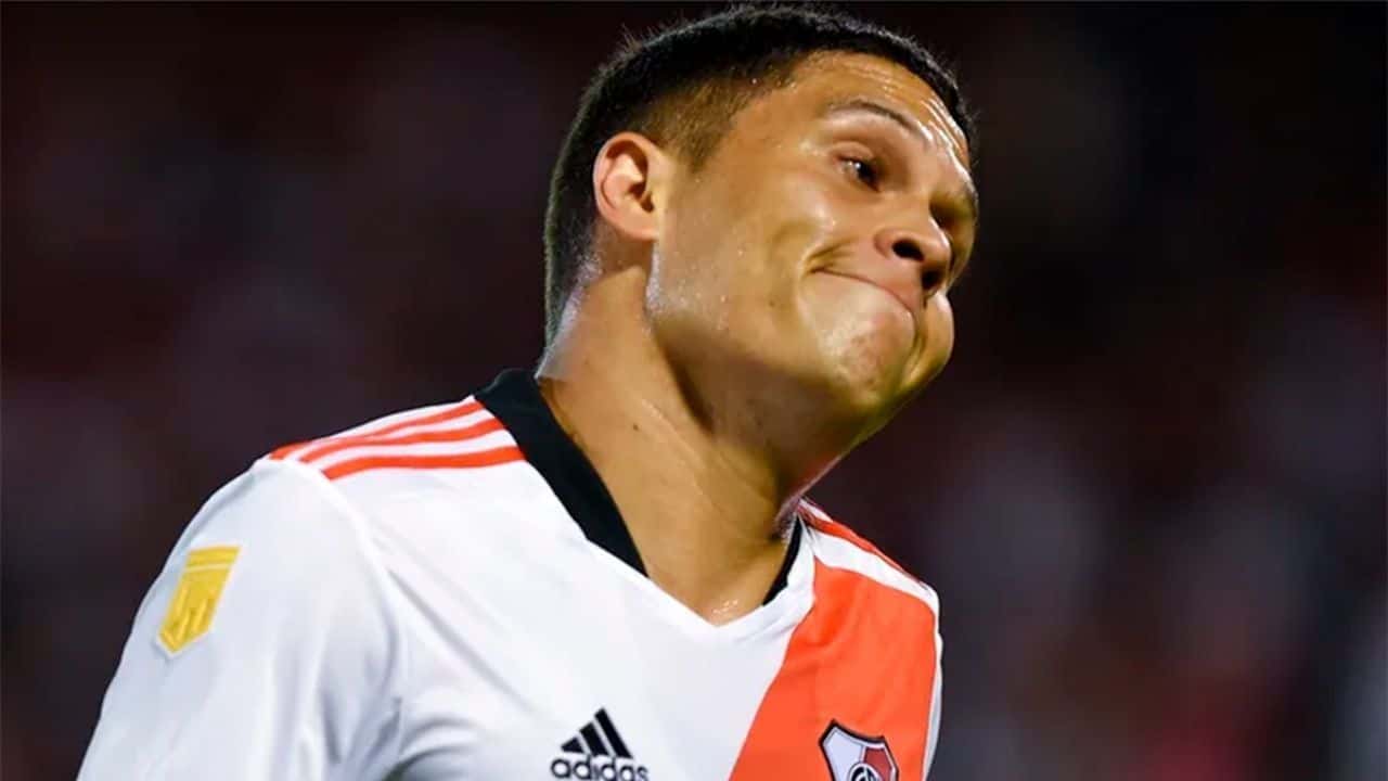 Mientras en el Millonario esperaban su retorno, el colombiano rompió el silencio y sorprendió.