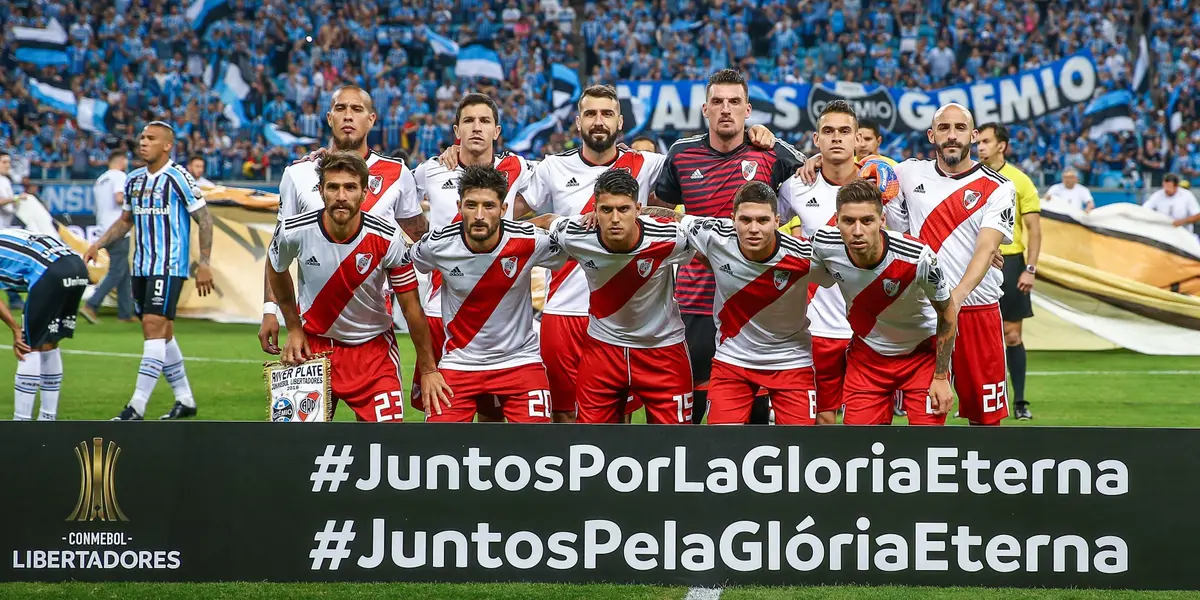 Nacho Fernández fue distinguido como el mejor mediocampista del Brasileirao y fue incluido en el once ideal del torneo.