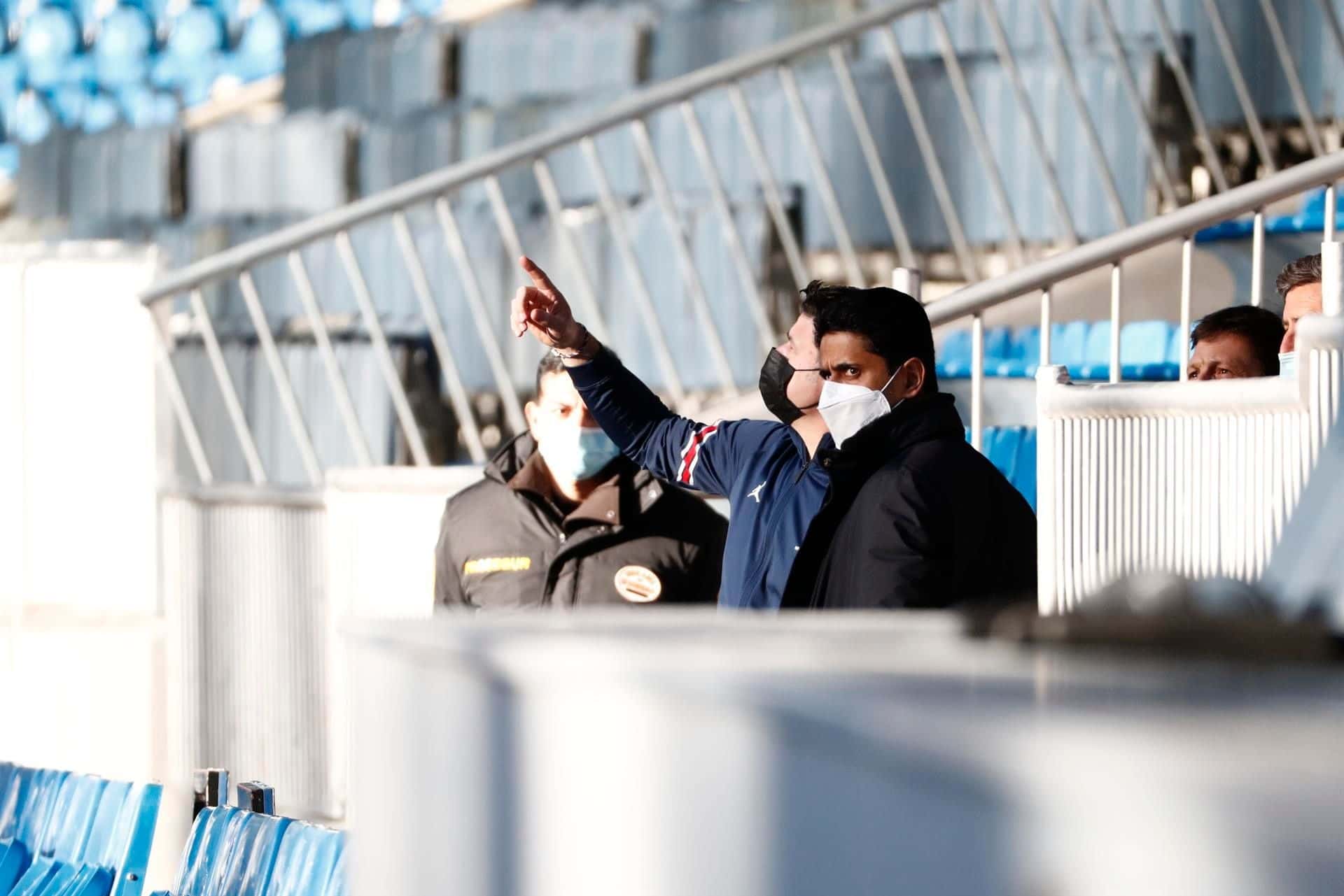 Nasser Al-Khelaïfi enloqueció en el final del partido y salió disparado al vestuario de los árbitros.