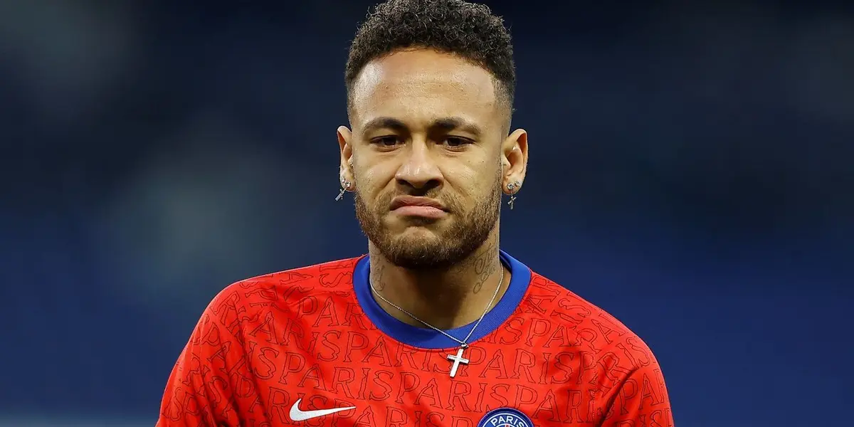 Neymar es la gran figura del PSG y para sostenerse al máximo nivel necesita estar bien entrenado, por este motivo hace ya mucho tiempo Ricardo Rosa, su preparador físico personal, lo pone a punto para cada temporada ¿Cómo es el entrenamiento y su dieta? Enterate de todos los detalles acá.