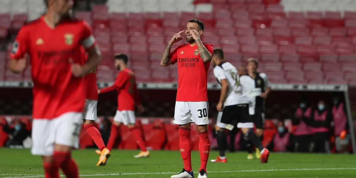 Nicolás Otamendi ha regresado a un plano titular y protagónico con Sport Lisboa e Benfica, pero esto no significa que le vaya de perlas.