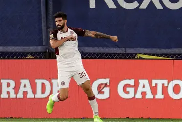 Nicolás Russo afirmó que el delantero del Granate está lejos de ser jugador del Xeneize.