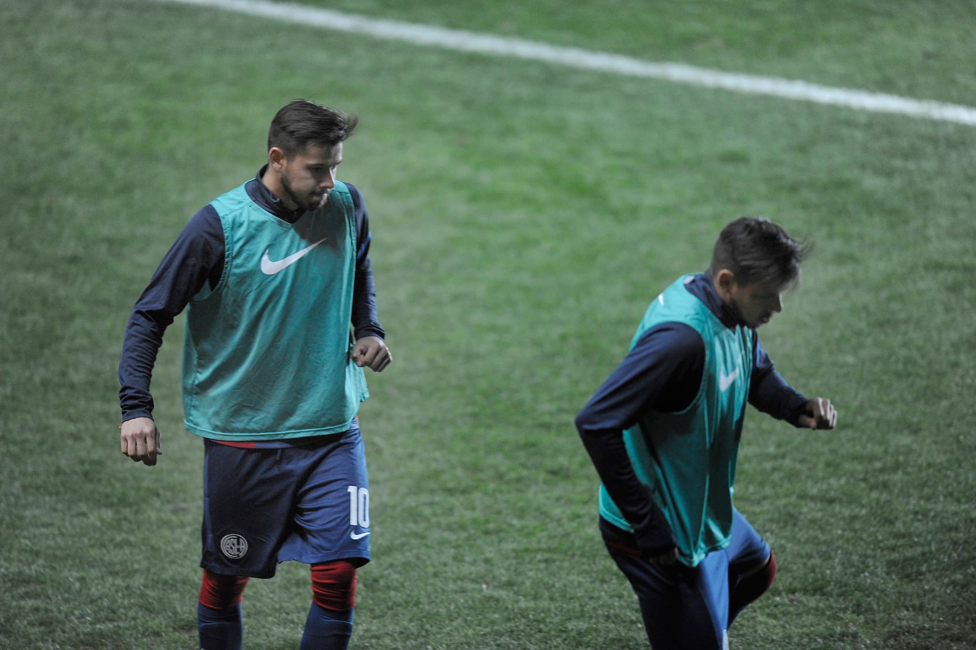 Óscar y Ángel no concentran para el partido con Estudiantes y, ¿les rescinden el contrato?