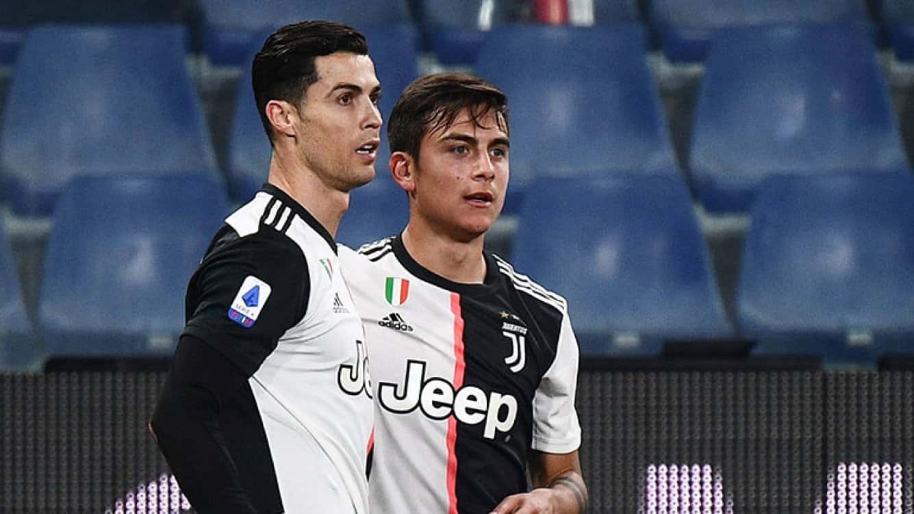 Paulo Dybala es el 10 de la Juventus y compartió plantel con Cristiano Ronaldo que actualmente fue transferido al Manchester United. En uno de los festejos de gol se vio una situación curiosa en la que el portugués besaba al argentino ¿Qué dijo sobre esto la "Joya"? Enterate de toda la información acá.