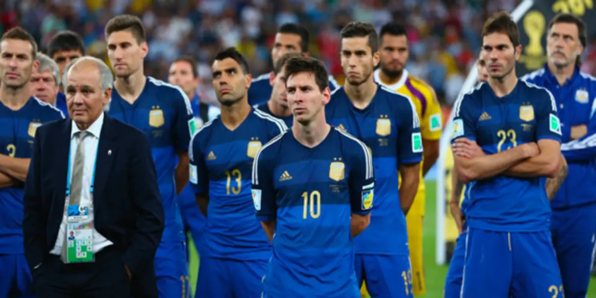 Pensó que sería fácil, pero es el tercer delantero para su técnico en la actualidad