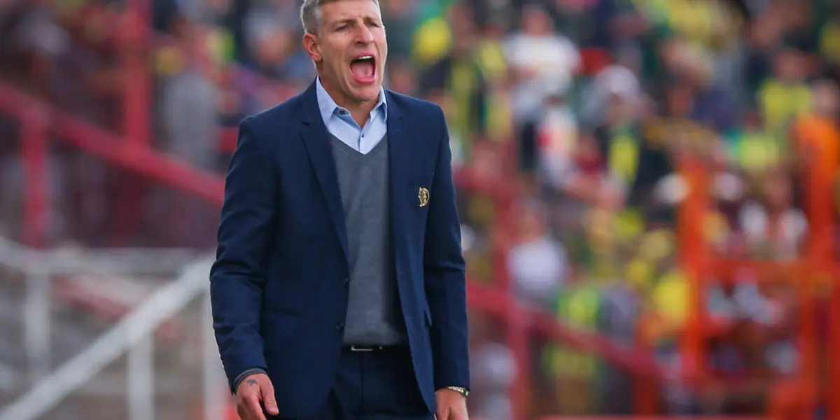 Pese a la derrota del Tiburón ante Arsenal 2 a 1, el conjunto de Palermo se metió en los cuartos de final de la Copa de la Liga.