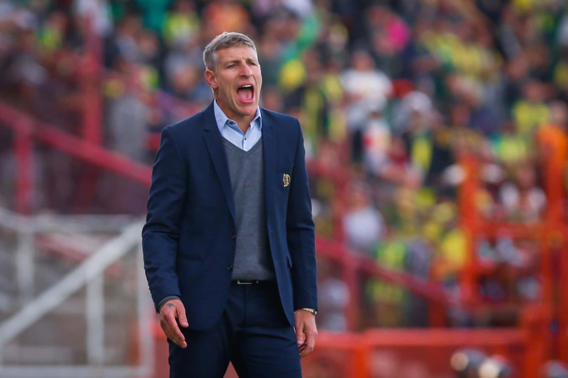 Pese a la derrota del Tiburón ante Arsenal 2 a 1, el conjunto de Palermo se metió en los cuartos de final de la Copa de la Liga.