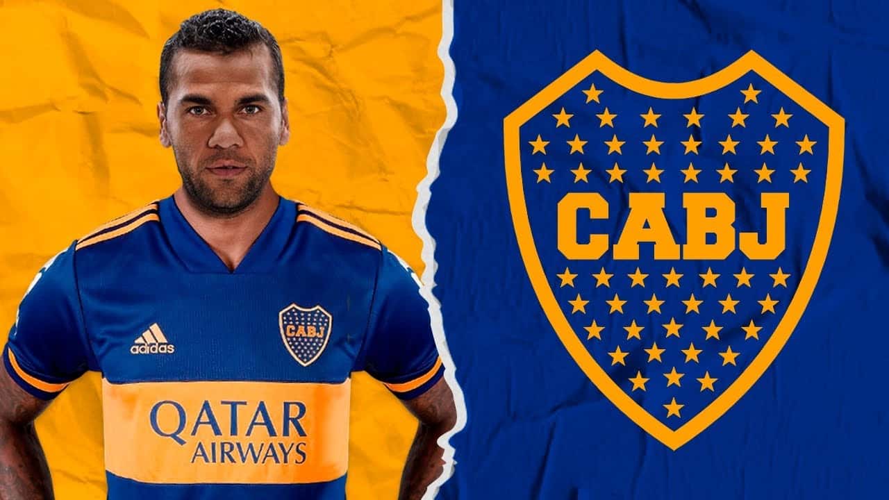 Por un insólito motivo, Dani Alves volvió a vestir los colores de Club Atlético Boca Juniors.