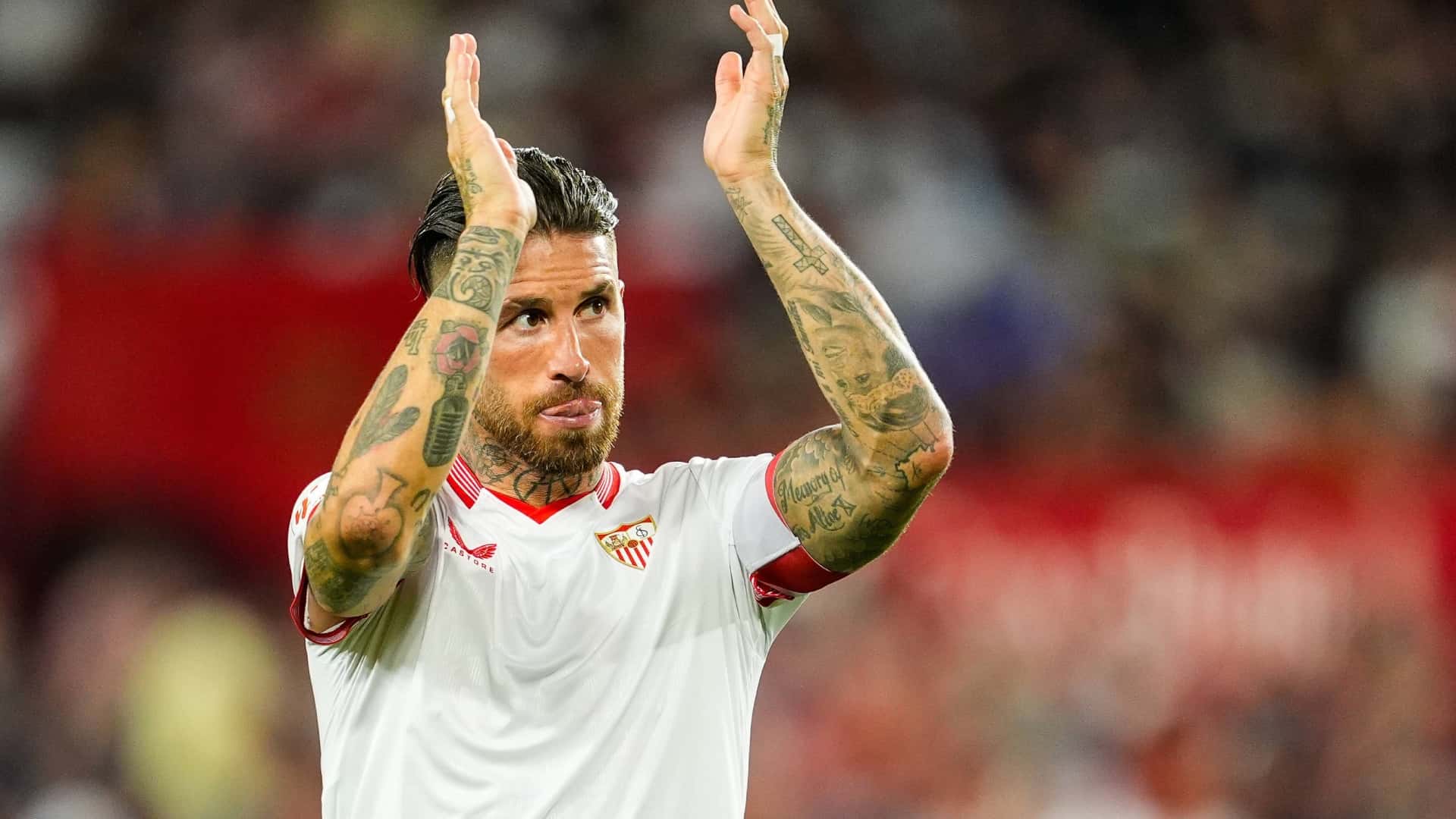 Ramos está libre tras su salida de Sevilla (Freepick).