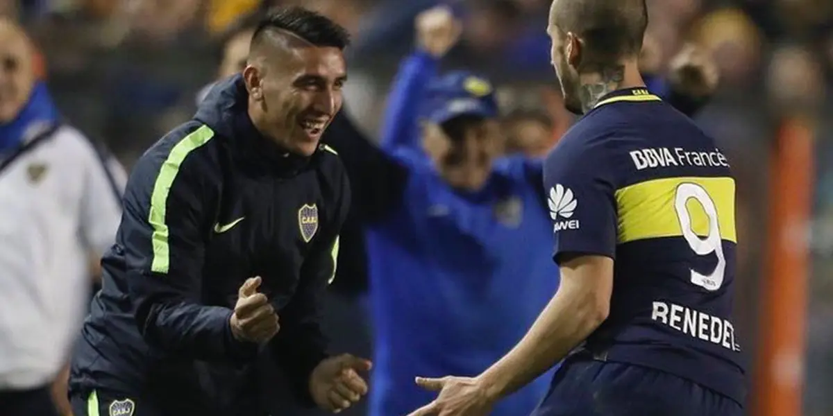 Ricardo Centurión y Darío Benedetto se encontraron para festejar la llegada de Papá Noel.