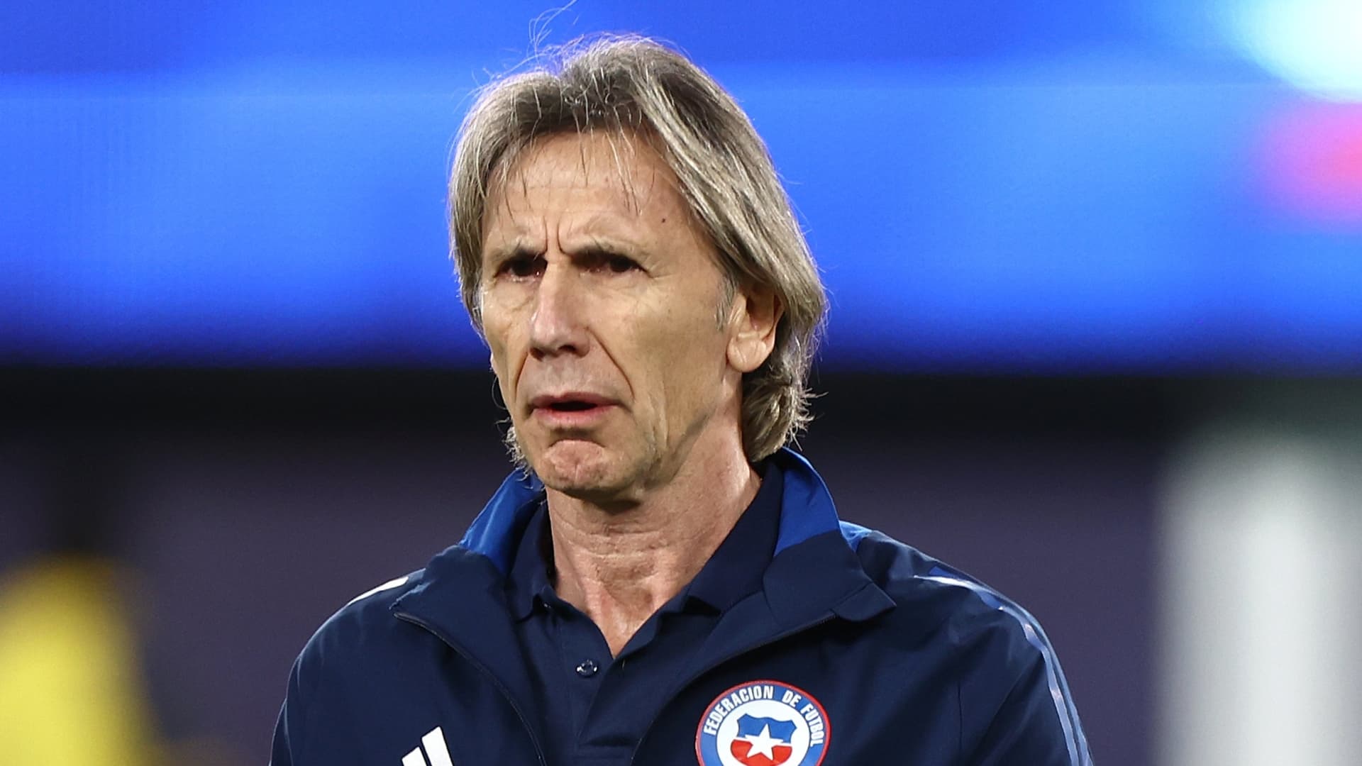 Ricardo Gareca dirigiendo a Chile