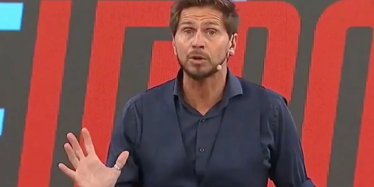 River actualmente disputa la Copa Libertadores y la Liga Profesional, en esta última en varias ocasiones es relatado por Sebastián "El Pollo" Vignolo y los resultados no eran los mejores, hasta que llegó la gran victoria ante Vélez Sarsfield por 2-0 ¿Cuánto duró la sequía de victorias del Millonario con el periodista como relator? Enterate de todas las novedades acá.