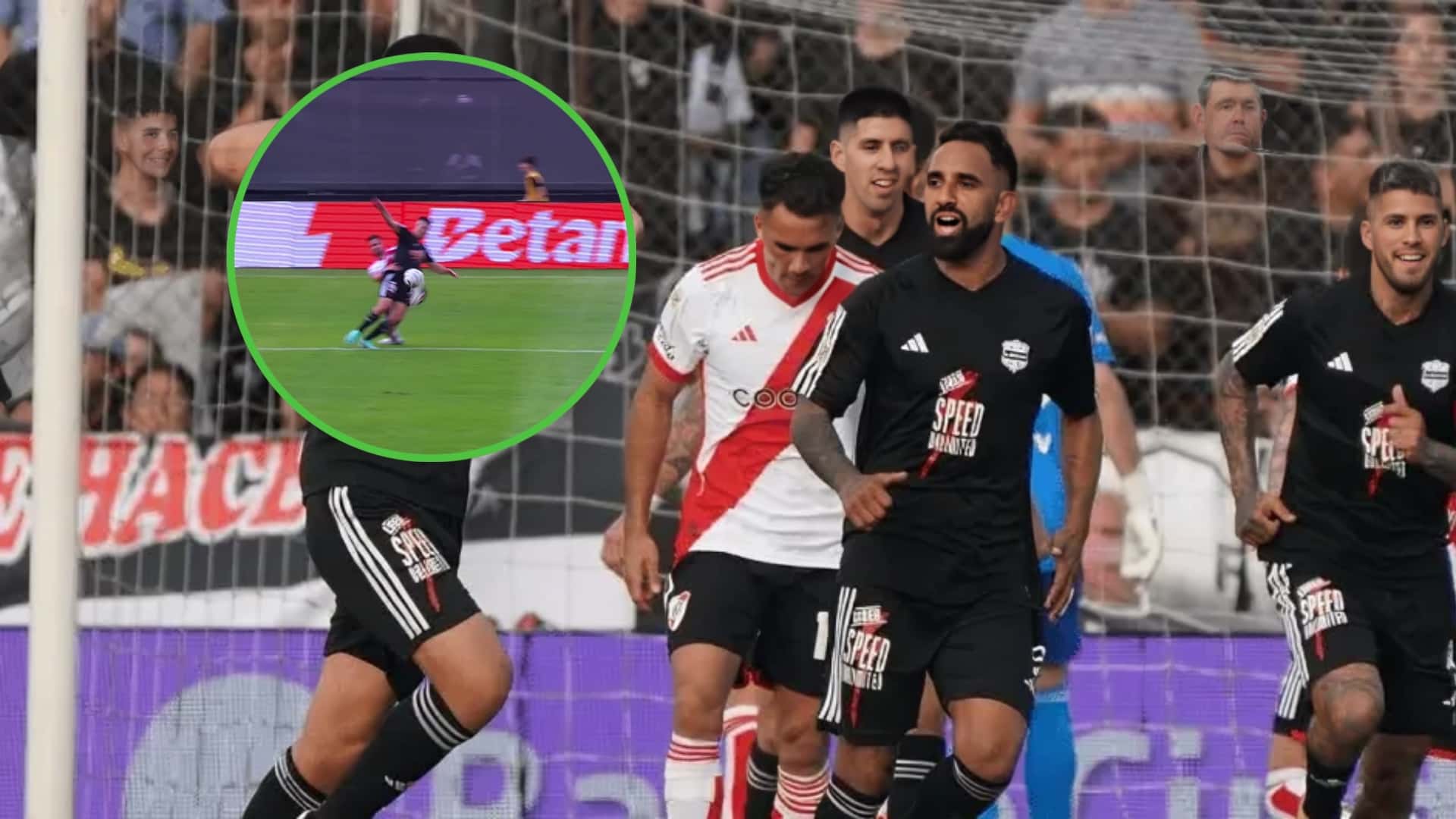 River perdió ante Riestra, penal de Boselli.