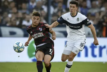 River quiere recomponerse después de la eliminación en la Copa Libertadores ante el Atlético Mineiro y enfrenta a Gimnasia La Plata con el objetivo de llegar a las 13 unidades en la Liga Profesional. El partido se llevará a cabo el domingo 22 de agosto en el Estadio Juan Carmelo Zerillo ¿En qué horario será el encuentro y por dónde será transmitido? Toda la información acá.