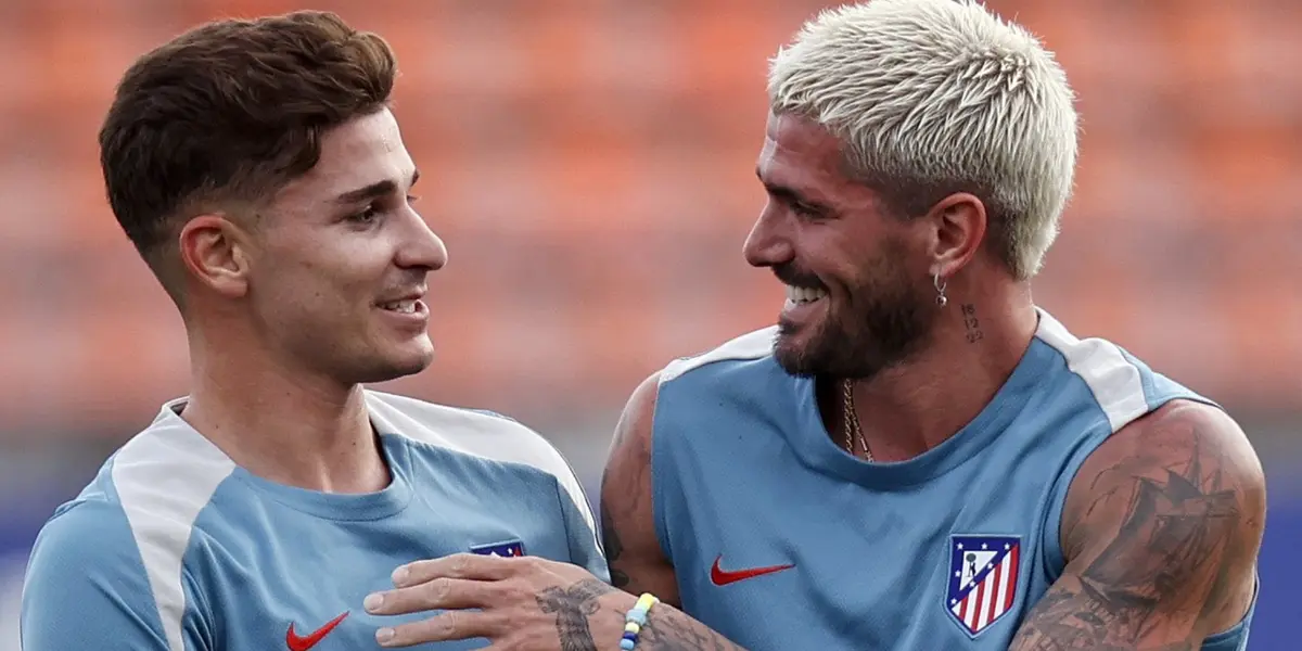 Rodrigo De Paul y Julián Álvarez