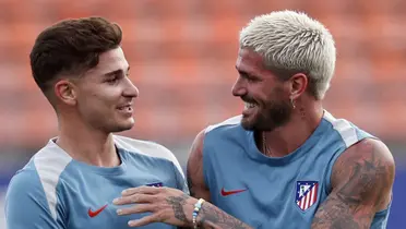 Rodrigo De Paul y Julián Álvarez