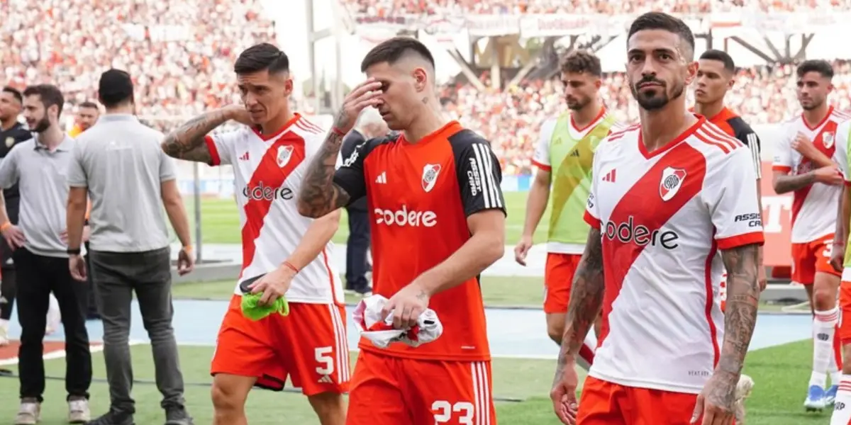 Rodrigo Villagra, Manuel Lanzini y Matías Kranevitter tras la caída ante Boca Juniors.