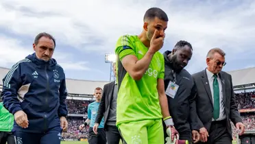 Rulli volvió a ser titular en Ajax y vivió un mal momento