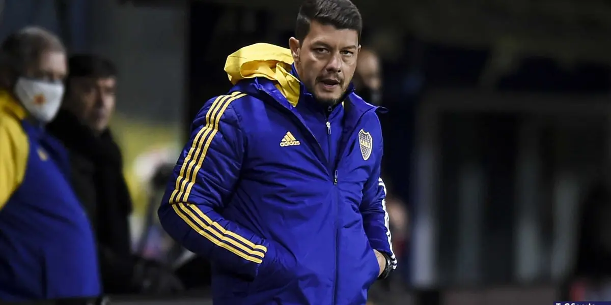 Salvio, Izquierdoz y Rossi salieron a bancar a su entrenador de cara al arreglo de su continuidad.