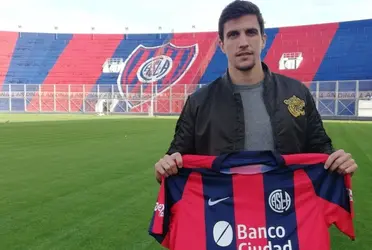 Santiago Vergini es olvidado por Mariano Soso, pero piensa demostrar su amor por San Lorenzo. Mira lo que será capaz de hacer por mantenerse en el equipo.