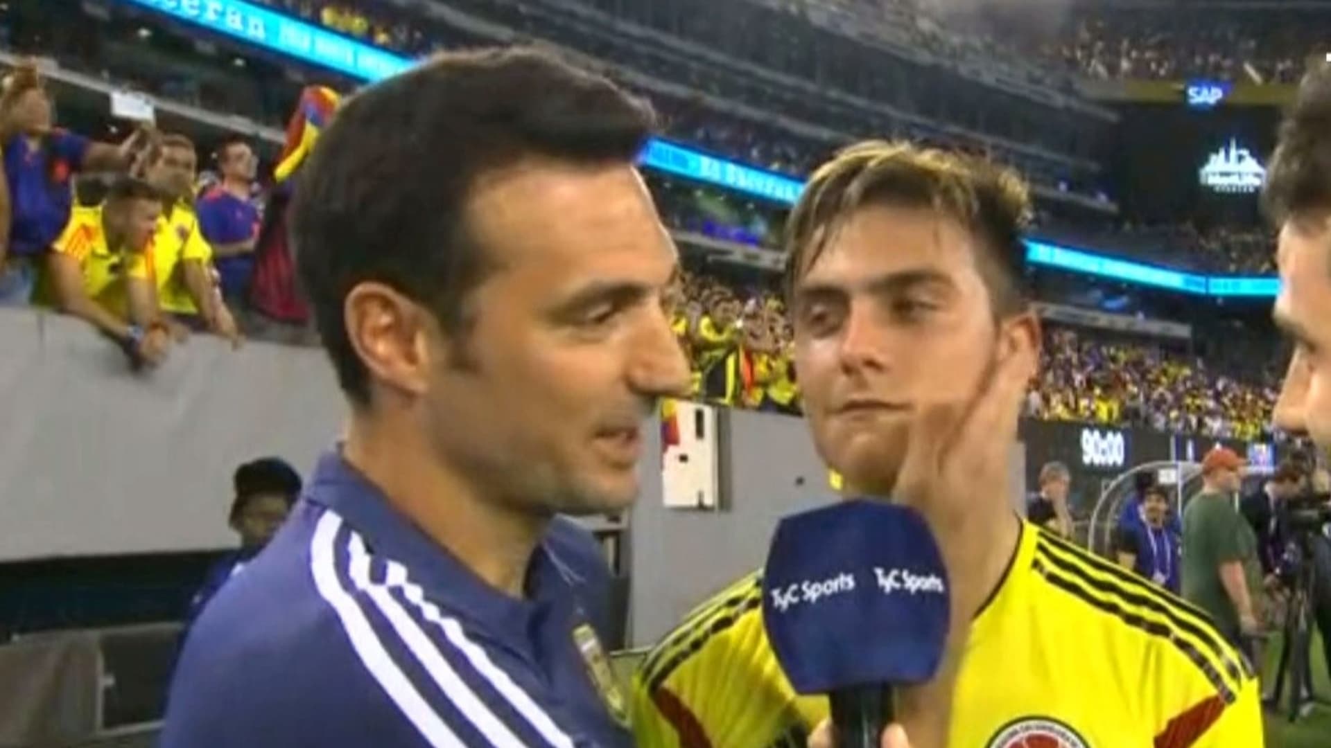 Scaloni y Dybala