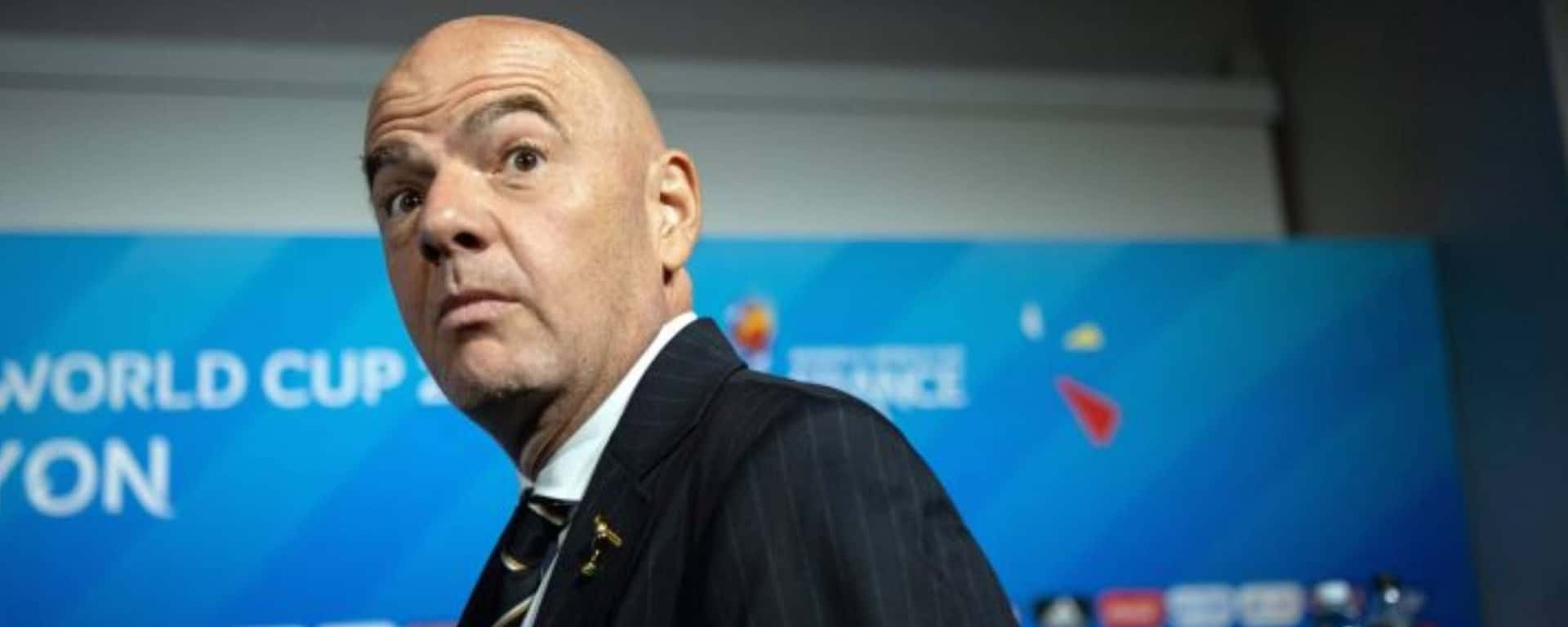 Se realizó una encuesta entre futbolistas sobre cada cuánto se debe realizar la Copa del Mundo, cada dos o como hasta ahora, cada cuatro años.