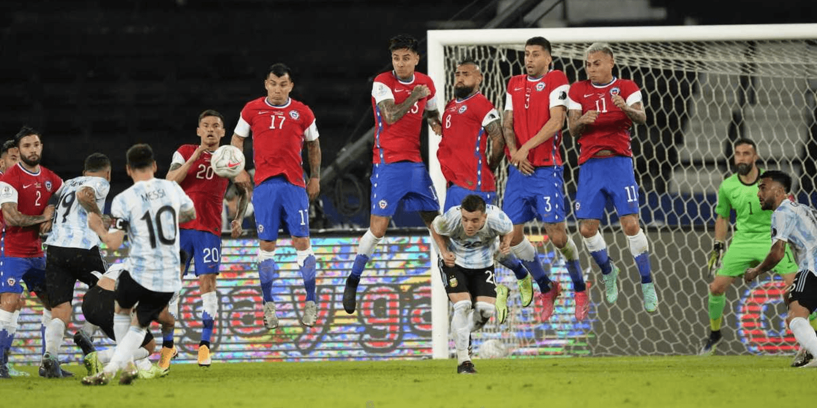 Se revela quién fue el referente para que el mejor del mundo perfeccione los tiros libres