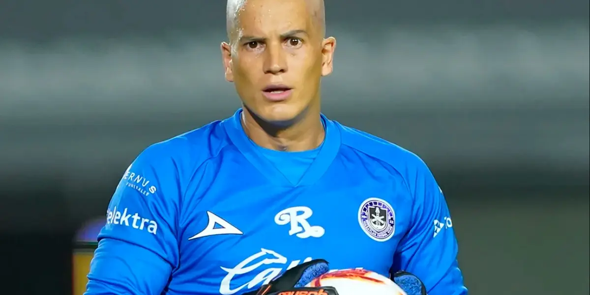 Sebastián Sosa sigue siendo un fichaje que parece estar cerca, pero en ocasiones aún está lejos.