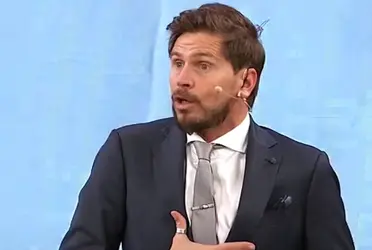 Sebastián Vignolo dialogó previo al inicio del partido entre Boca y San Lorenzo con el presidente Jorge Ameal, y este último confesó a que equipo iba ver de chico el periodista ¿Para quién hinchaba el Pollo cuando no era conocido? Toda la información acá.