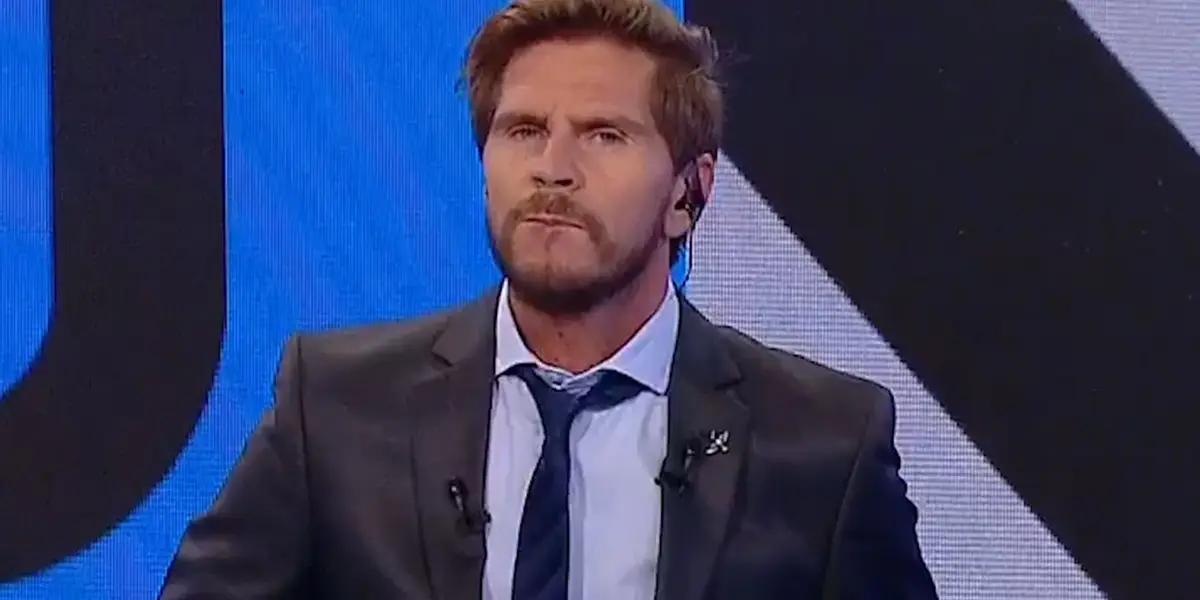 Sebastián Vignolo es un reconocido relator del fútbol argentino que habitualmente transmite los partidos de Boca y de River. Actualmente los simpatizantes Millonarios están disconformes con el Pollo por la mala racha que lleva el equipo cada vez que hace una transmisión ¿Quién organizó la petición para que no esté más presente en los partidos del conjunto de Marcelo Gallardo? Toda la información acá.