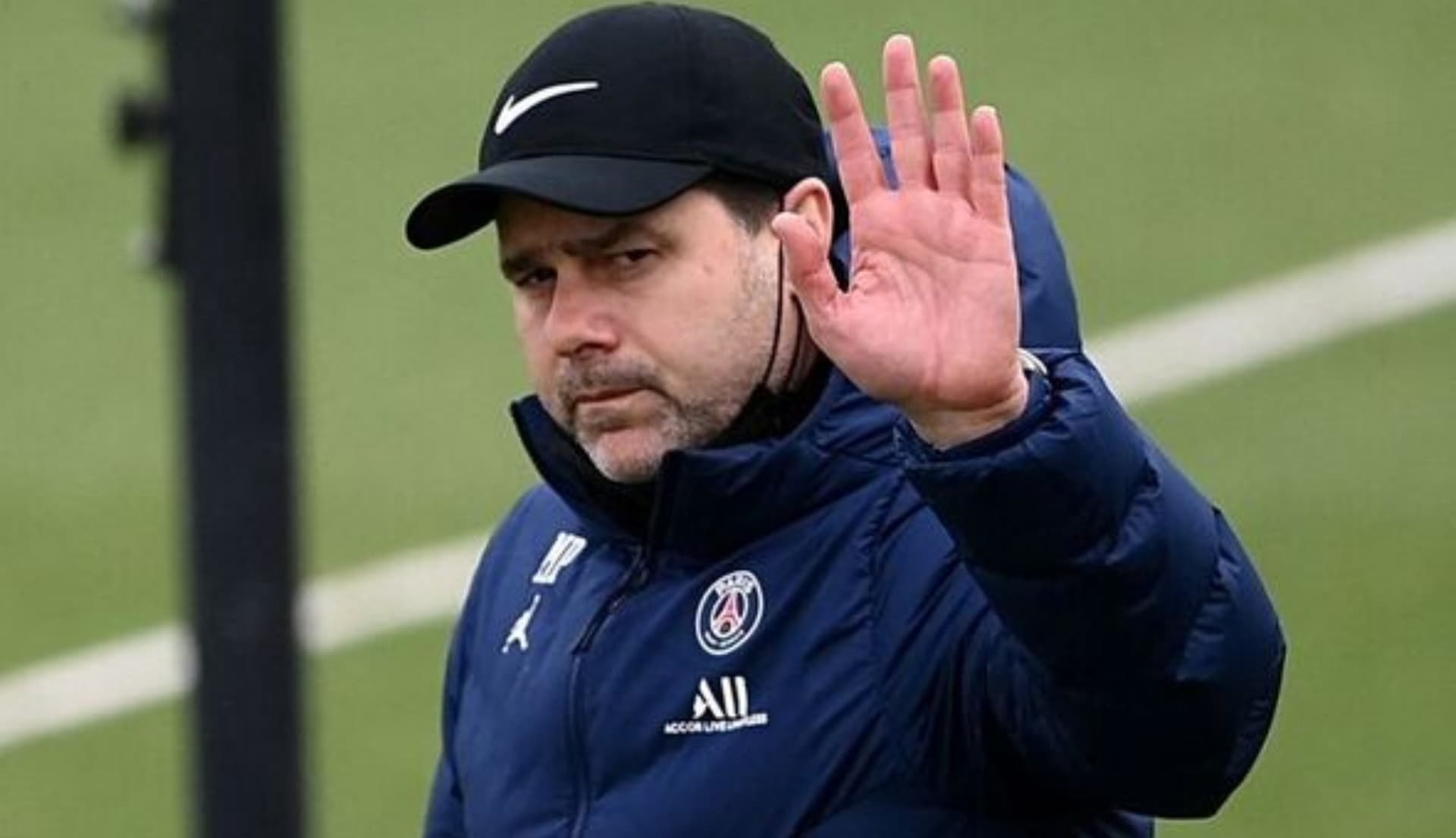 Según la prensa, el entrenador argentino ya fue notificado sobre lo que ocurrirá con su futuro en el club.