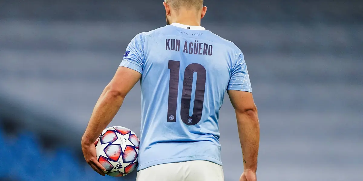 Sergio Agüero abandonó al Manchester City para jugar en el Barcelona junto a su amigo Lionel Messi. De todas maneras, el rosarino fue transferido al PSG y el Kun todavía no pudo jugar ya que arrastra una lesión. Por otro lado, en Manchester ya lo extrañan y le harán una estatua por todo lo que le dio y significa para la institución ¿Cuántos goles hizo en los "Citizens"? Toda la información acá.