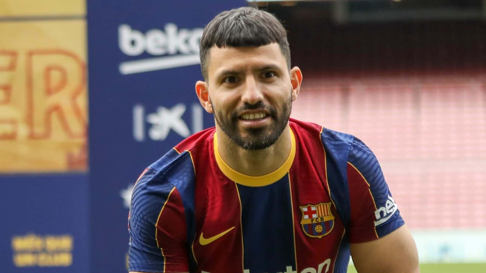 Sergio Agüero se transformó en nuevo futbolista del Barcelona luego de abandonar al Manchester City donde se convirtió en el máximo goleador e ídolo del club. Por el momento su debut en el conjunto Blaugrana tiene fecha indefinida ya que sufrió una dura lesión en los entrenamientos que lo impiden estar dentro de la cancha ¿Qué partidos se pierde? Enterate de toda la información acá.
