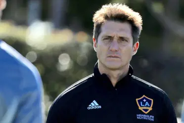 Si bien aun no está confirmado por la federación paraguaya, pareciera estar todo acordado para que Guillermo Barros Schelotto suplante al Toto Berizzo en el banco de la selección con el objetivo de meter al equipo en la próxima Copa del Mundo.