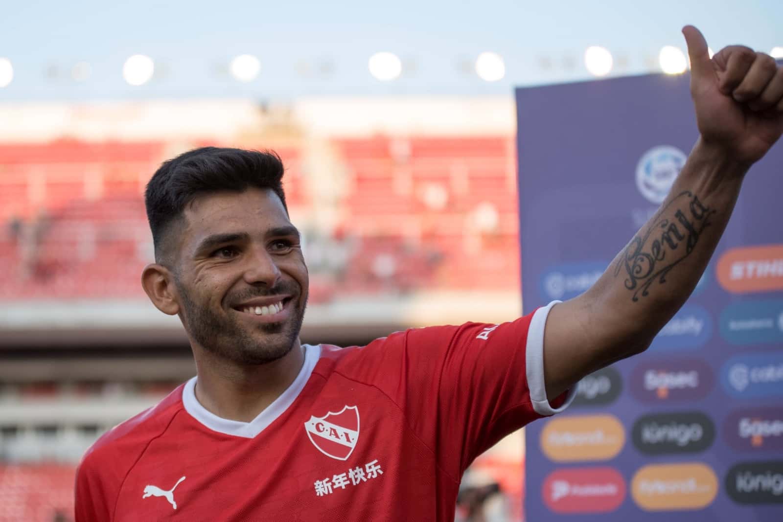 Silvio Romero estuvo muy cerca de salir del club, pero para alegría de los miembros de Club Atlético Independiente se queda, pese a tener una propuesta sumamente tentadora.