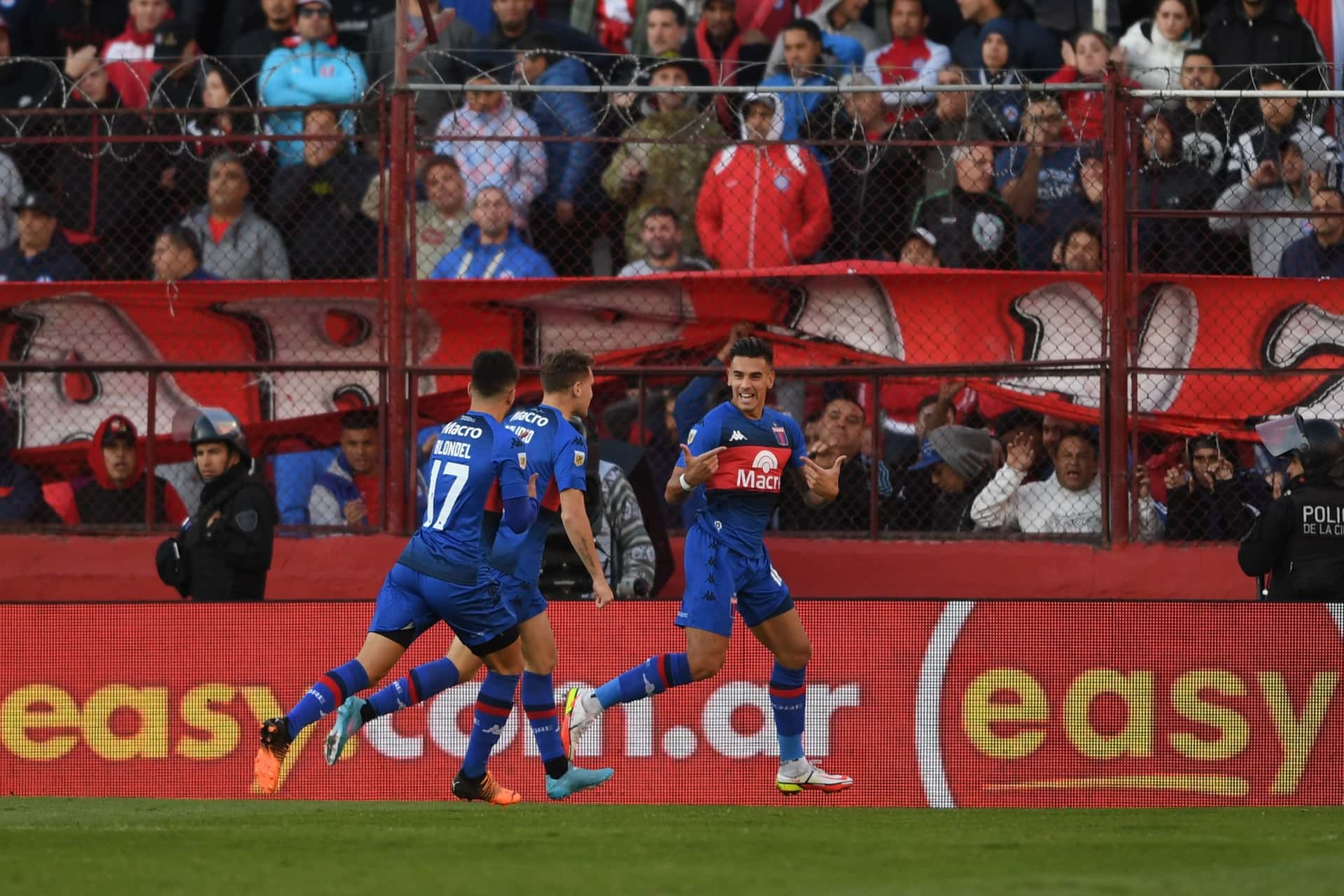 Tras el 1 a 1 en el tiempo reglamentario, el Matador se impuso en la definición con tiros desde el punto del penal por 3 a 1 y disputará la gran final ante el Xeneize.