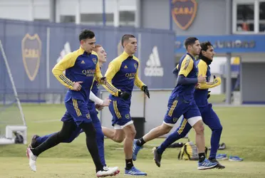 Tras regresar de Brasil, el plantel del Xeneize recibió la orden de aislarse durante una semana.