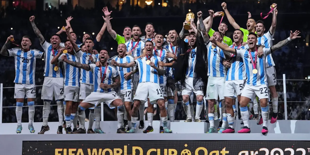 Tuvo pocos minutos en la Copa del Mundo, pero demostró su amor por el país durante el torneo