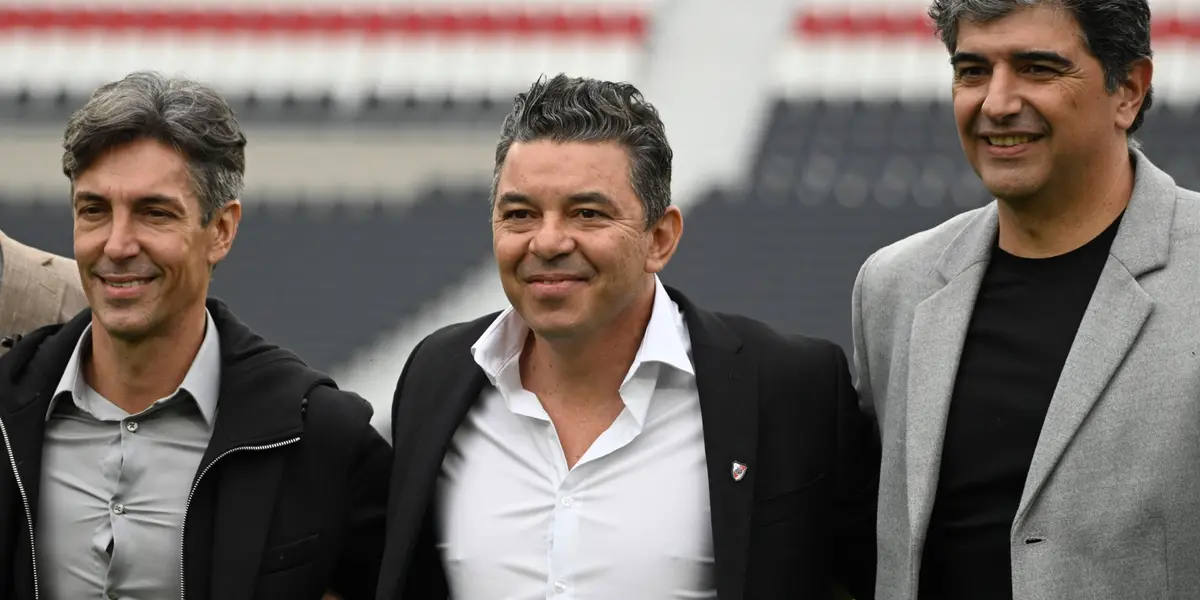 Un cambio que llama la atención en River (Foto Baires).