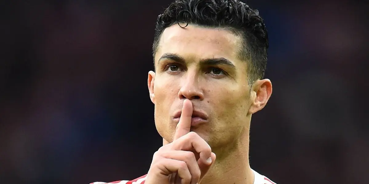 Un ex jugador del Manchester City salió con los tapones de punta ante el futbolista luso, que no atraviesa un gran momento en los Diablos Rojos.