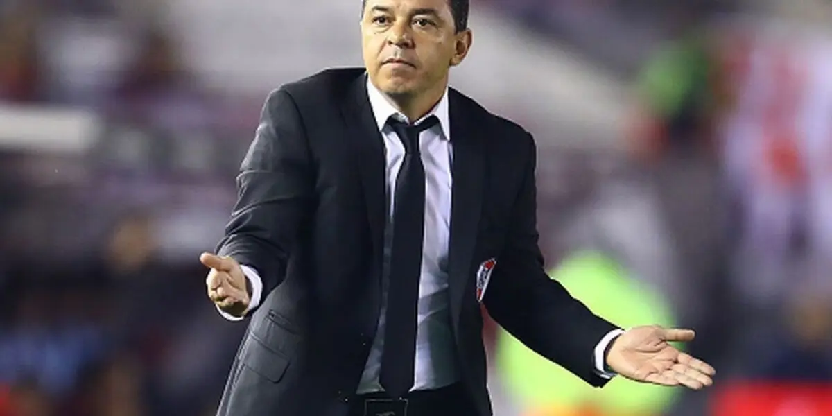 Un futbolista que estuvo en la órbita del Muñeco será distinguido en la liga en donde juega, y su retorno a Núñez es complicado.