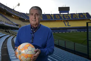 Un histórico goleador del conjunto Xeneize sostuvo que Boca Juniors debe jugar con un centro delantero con presencia en el área
 