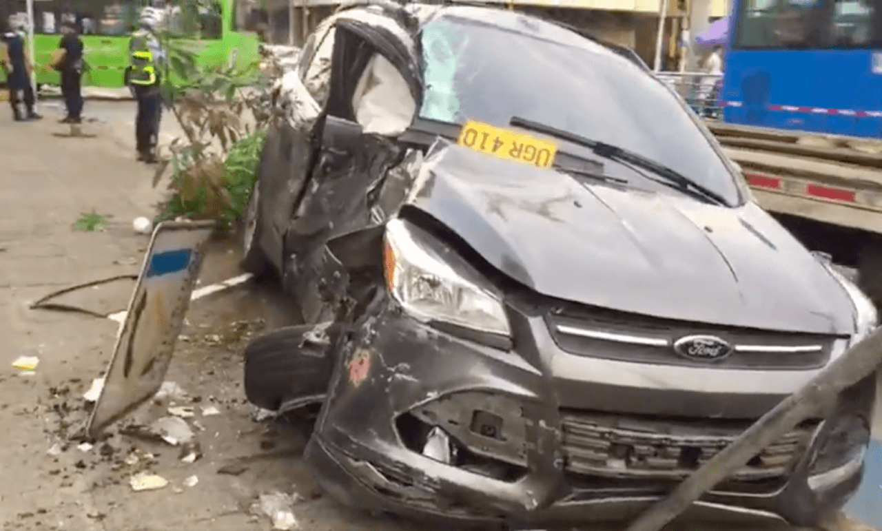 Una de las glorias del fútbol colombiano sufrió un accidente en la ciudad de Cali y fue intervenido quirúrgicamente.