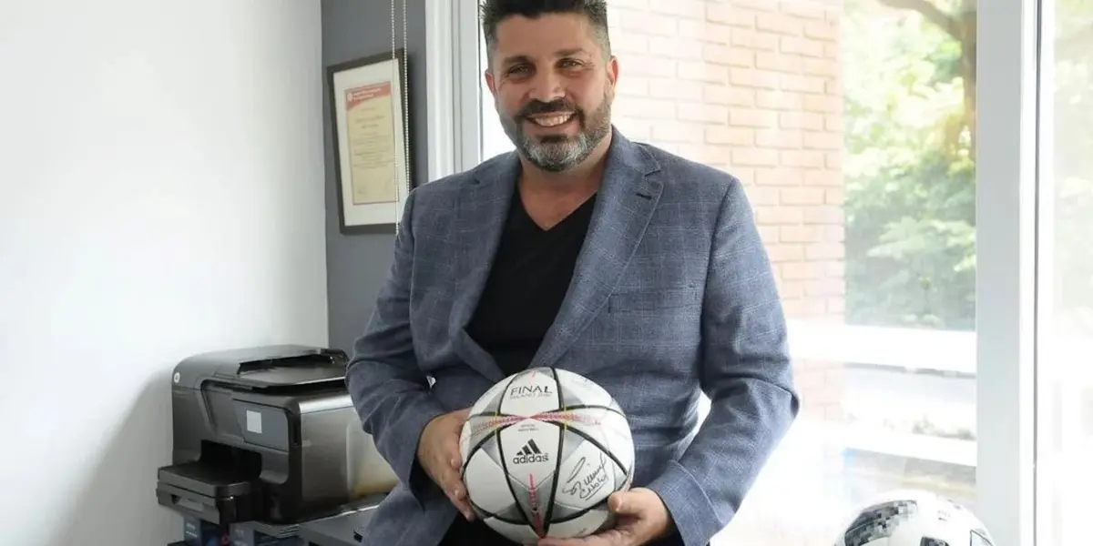 Una de las personas con más influencia en el fútbol argentino y del que se conocen pocas cosas, habló y contó algunas de sus actividades.