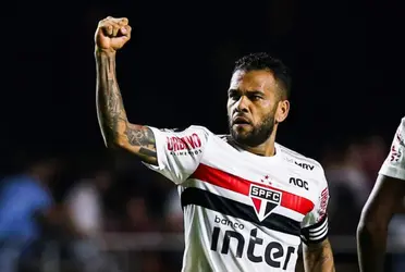 Una serie de sucesos revelarían la fecha de llegada de Dani Alves a Club Atlético Boca Juniors.
